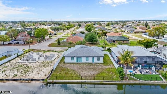 21 SW 21st ST, Cape Coral, FL 33991