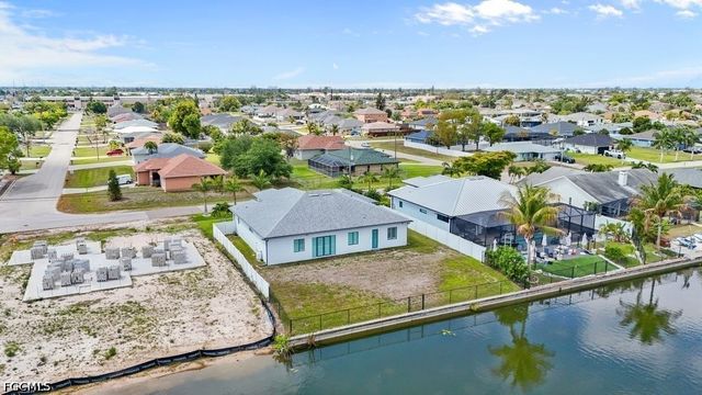 21 SW 21st ST, Cape Coral, FL 33991