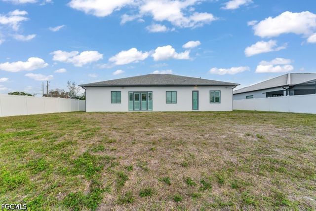 21 SW 21st ST, Cape Coral, FL 33991