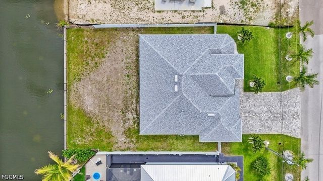 21 SW 21st ST, Cape Coral, FL 33991