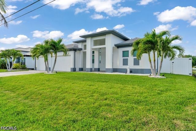 21 SW 21st ST, Cape Coral, FL 33991