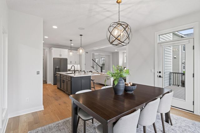 9960 Arrowwood Trail, Woodbury, MN 55129