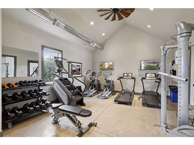 9960 Arrowwood Trail, Woodbury, MN 55129
