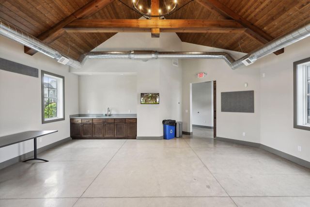 9960 Arrowwood Trail, Woodbury, MN 55129