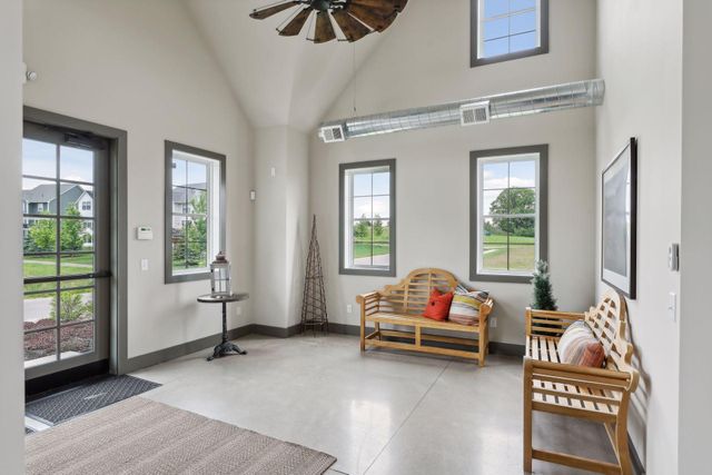 9960 Arrowwood Trail, Woodbury, MN 55129