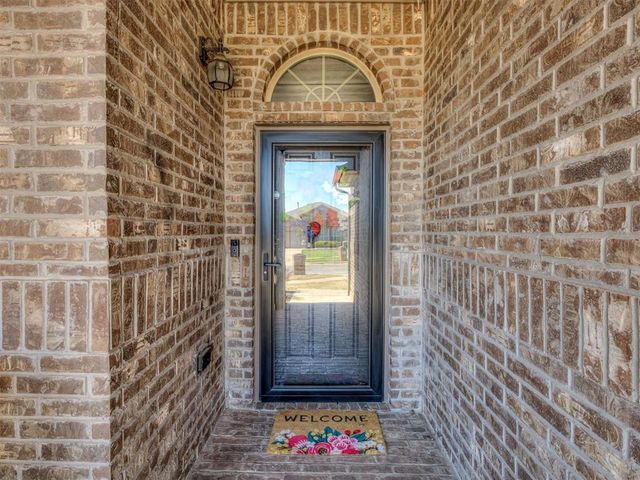 3509 Sadie Drive, Yukon, OK 73099