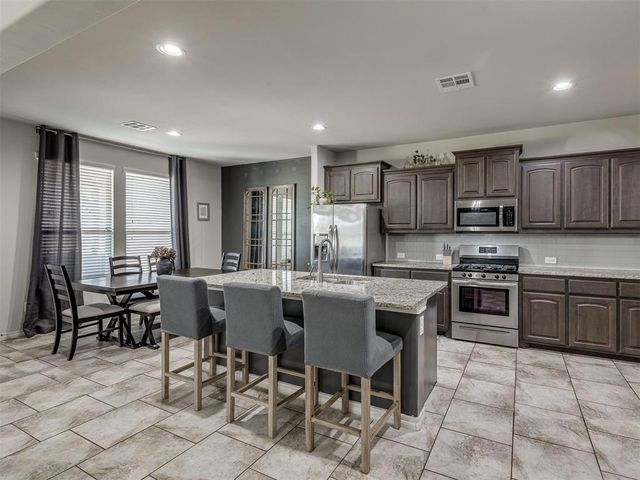 3509 Sadie Drive, Yukon, OK 73099