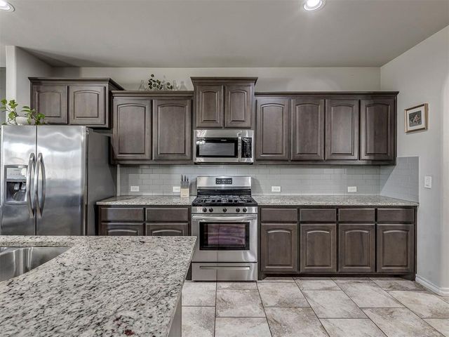 3509 Sadie Drive, Yukon, OK 73099