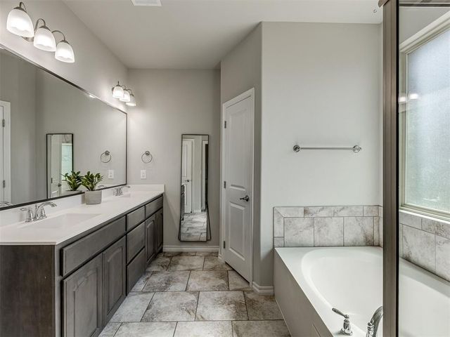 3509 Sadie Drive, Yukon, OK 73099