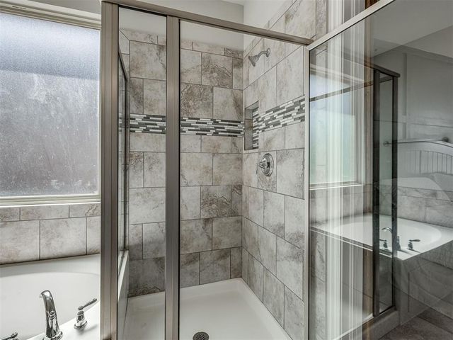 3509 Sadie Drive, Yukon, OK 73099