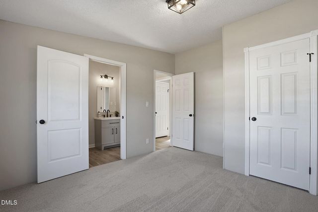 209 Huck Finn Court, Hope Mills, NC 28348