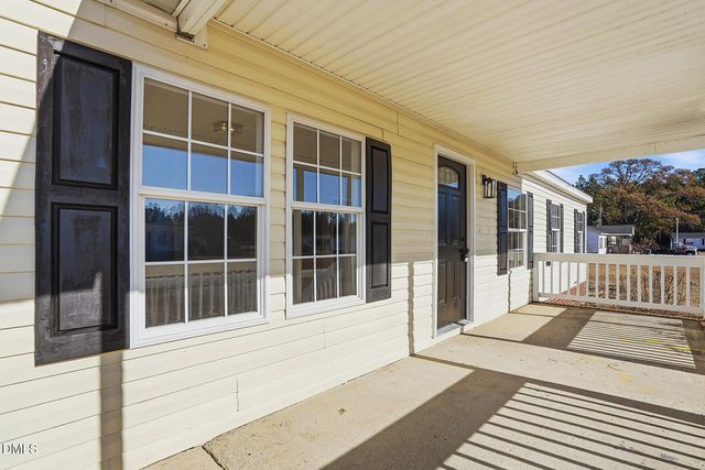 209 Huck Finn Court, Hope Mills, NC 28348