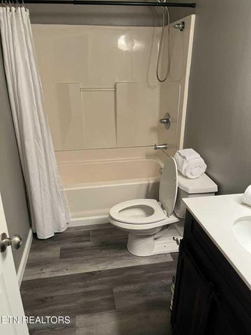 426 Dublin Drive 206, Knoxville, TN 37923