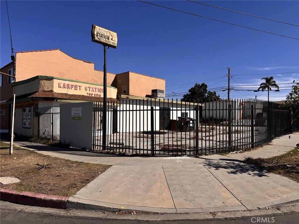 9326 S Western, Los Angeles, CA 90047 — exterior