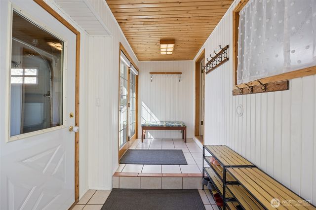 529 Lower Sunnyslope Road, Wenatchee, WA 98801