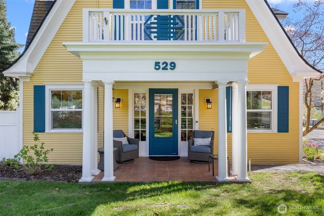 529 Lower Sunnyslope Road, Wenatchee, WA 98801