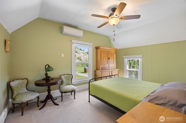 529 Lower Sunnyslope Road, Wenatchee, WA 98801