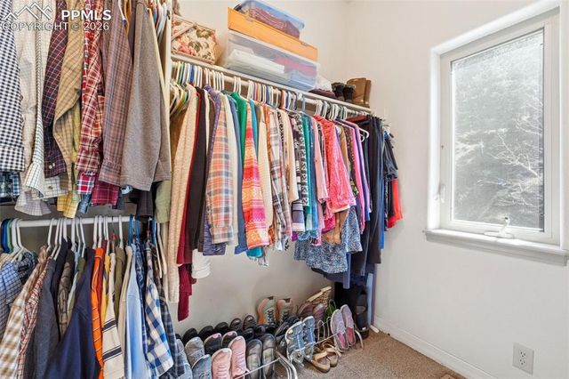 6070 Big Horn Road, Manitou Springs, CO 80829