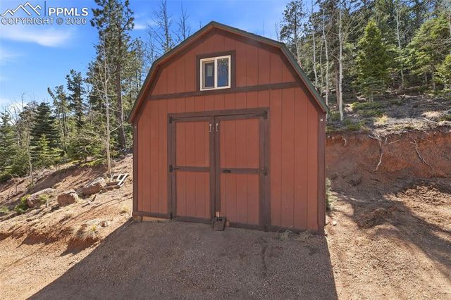 6070 Big Horn Road, Manitou Springs, CO 80829
