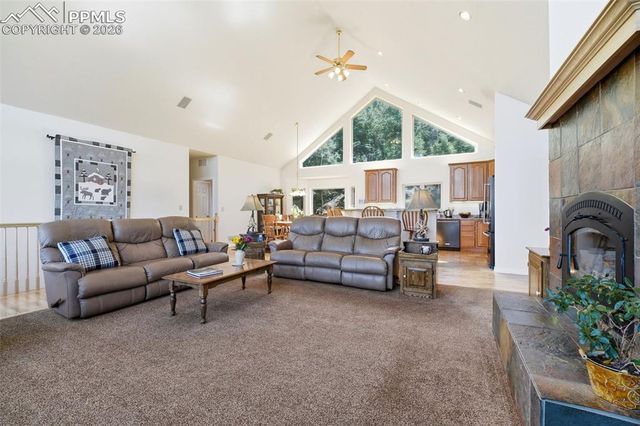 6070 Big Horn Road, Manitou Springs, CO 80829