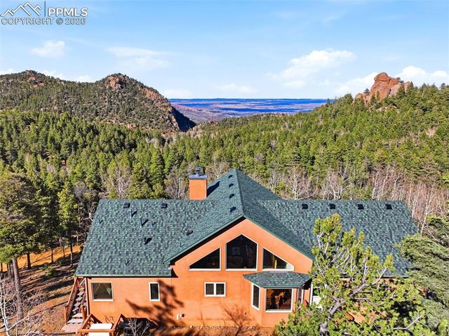 6070 Big Horn Road, Manitou Springs, CO 80829