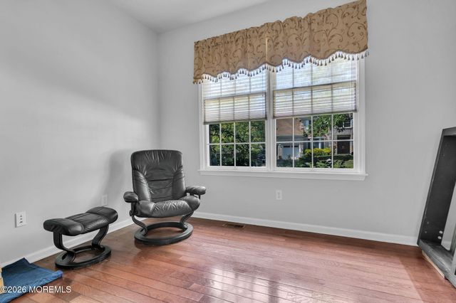 12 Vicari Way, Little Egg Harbor, NJ 08087