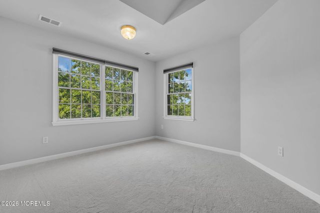 12 Vicari Way, Little Egg Harbor, NJ 08087