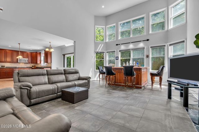 12 Vicari Way, Little Egg Harbor, NJ 08087