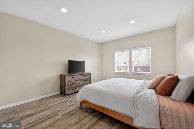 2314 E CABOT ST, Philadelphia, PA 19125