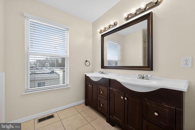 2314 E CABOT ST, Philadelphia, PA 19125