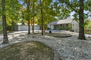 185 Ravenhill Drive, Highlandville, MO 65669