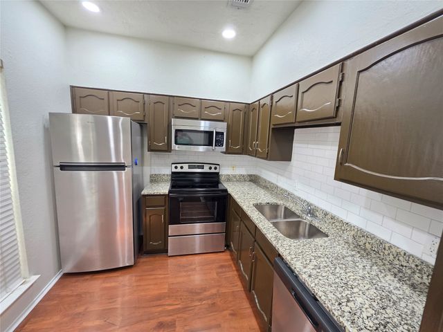 3117 Sondra Drive 103, Fort Worth, TX 76107
