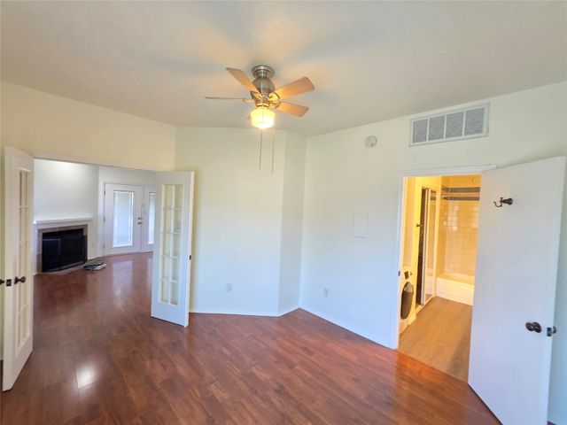 3117 Sondra Drive 103, Fort Worth, TX 76107