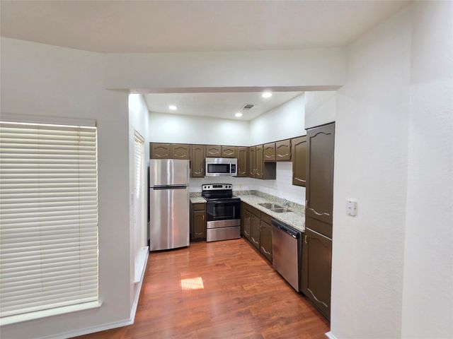 3117 Sondra Drive 103, Fort Worth, TX 76107