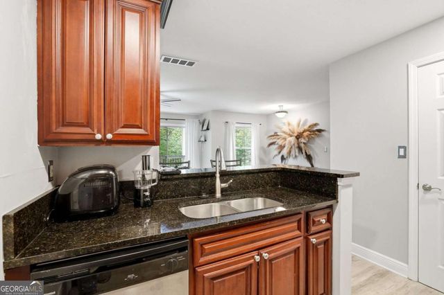 1204 Santa Fe Parkway R, Atlanta, GA 30350