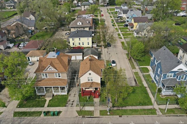 315 Richards Street, Joliet, IL 60433