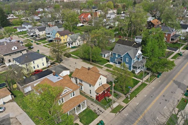 315 Richards Street, Joliet, IL 60433