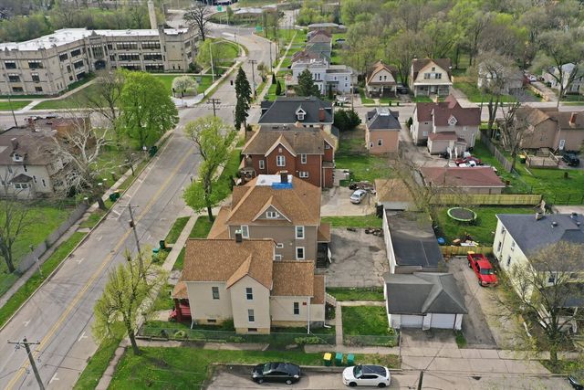 315 Richards Street, Joliet, IL 60433