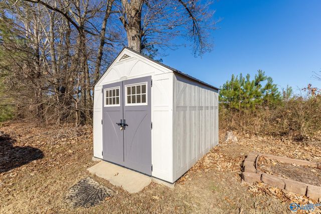 163 Sedgewick Drive, Owens Cross Roads, AL 35763