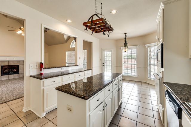 1504 Grapevine Creek Drive, Coppell, TX 75019