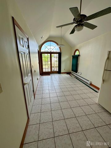 11 Demarest Place, Piscataway, NJ 08854