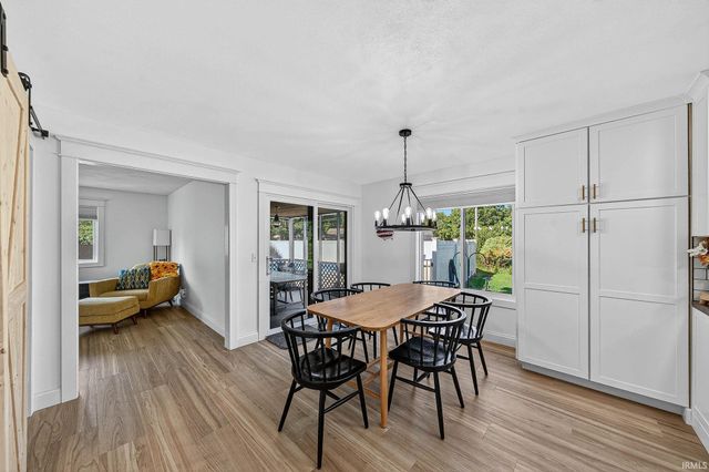 11693 Black Friars Lane, Mishawaka, IN 46545