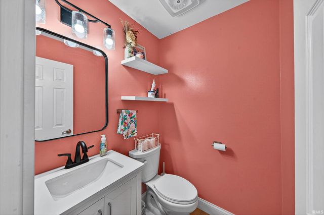 11693 Black Friars Lane, Mishawaka, IN 46545