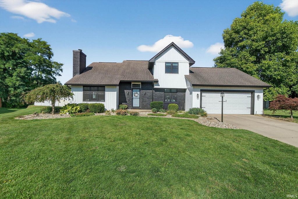 11693 Black Friars Lane, Mishawaka, IN 46545