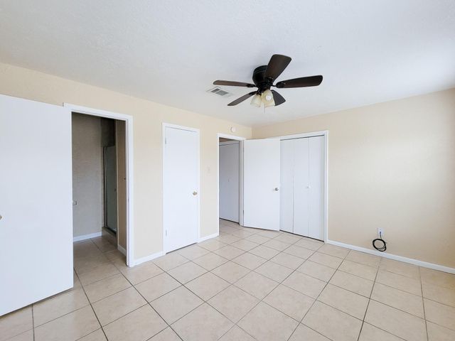 1511 Barcelona Way, Baytown, TX 77520