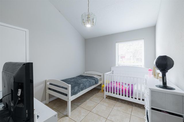 9116 Wilcrest Drive 9116, Houston, TX 77099