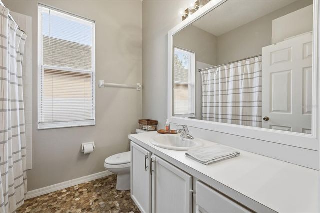 10121 KINGSHYRE WAY, Tampa, FL 33647