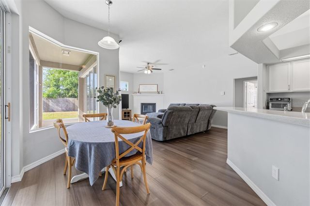 10121 KINGSHYRE WAY, Tampa, FL 33647