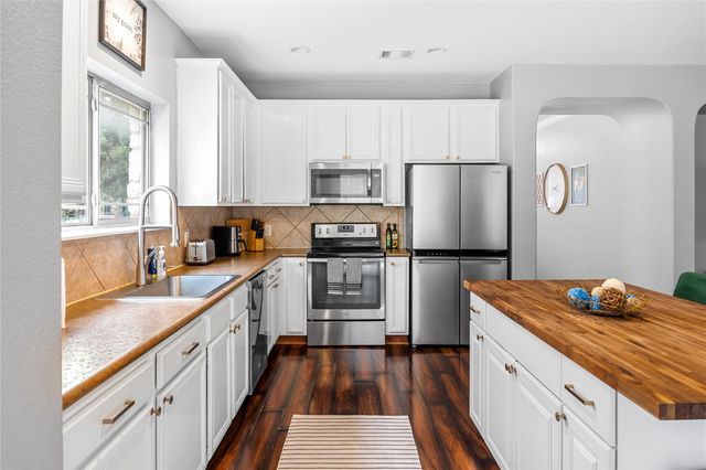 321 Angel Oak ST, Austin, TX 78748