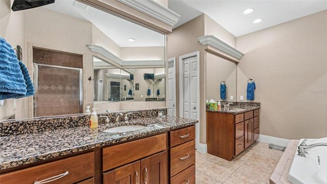 2873 KINSLEY DRIVE, Lakeland, FL 33812